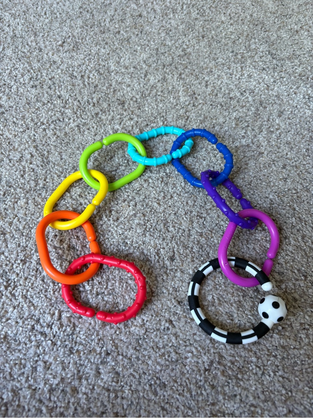 Sassy Ring O Links 9 Piece Set, Links for Stroller or Carrier Seat, 0+ Months